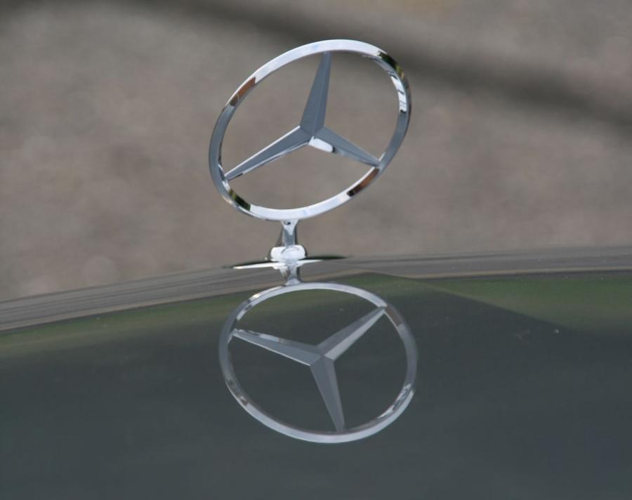  Mercedes-Benz S63 AMG 2008 года  (фото 38 из 42)